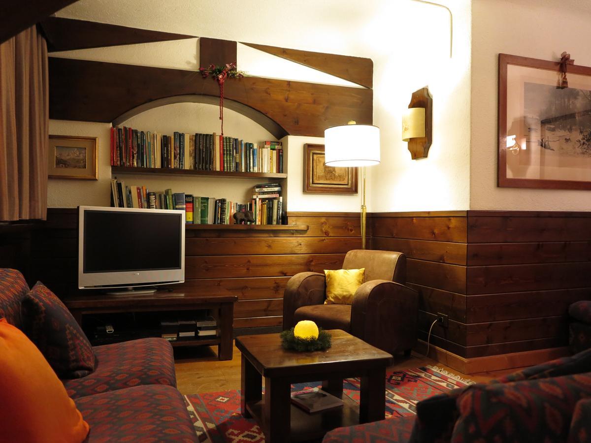 Hotel Fosson Breuil-Cervinia Εξωτερικό φωτογραφία