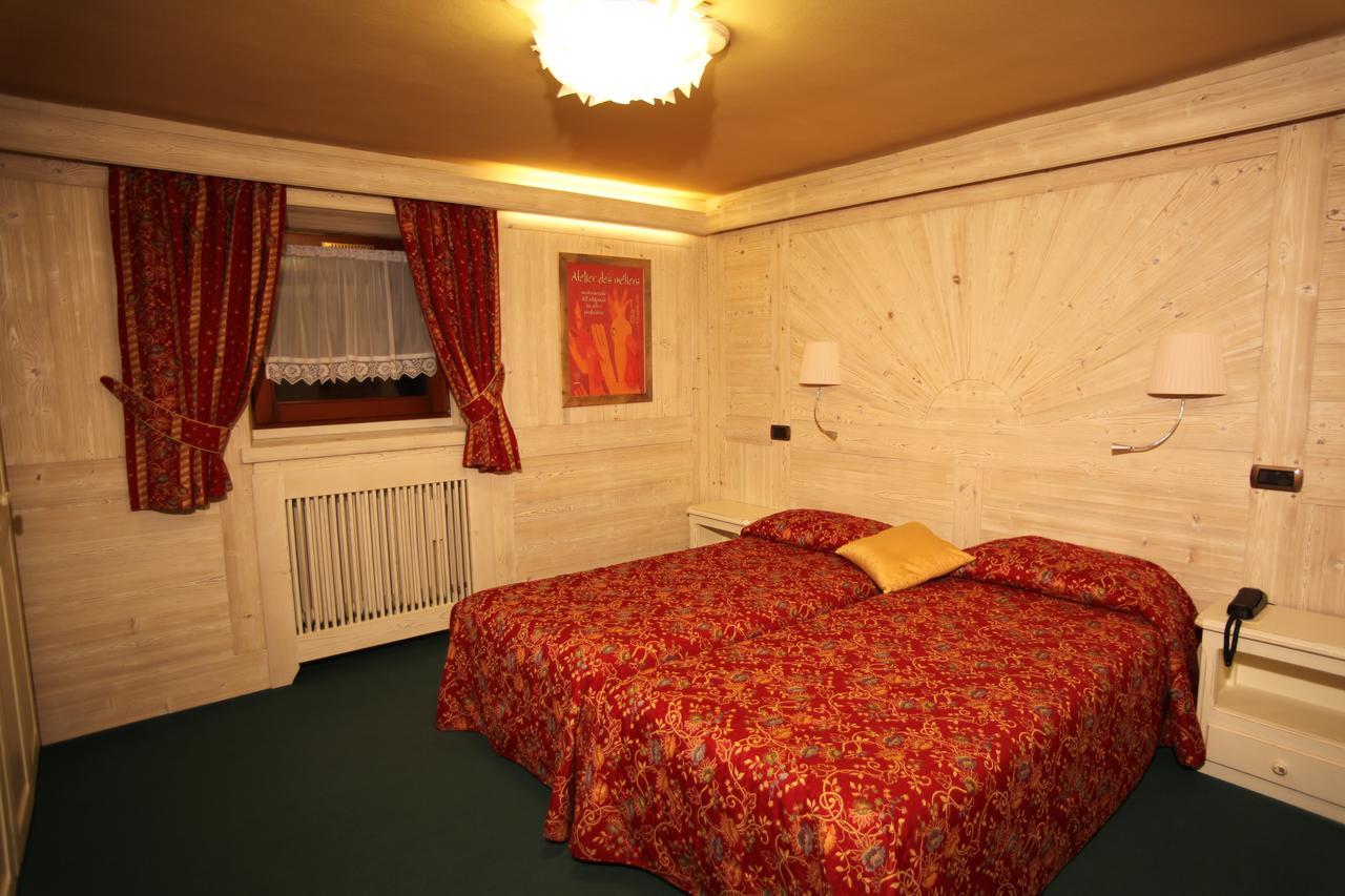 Hotel Fosson Breuil-Cervinia Εξωτερικό φωτογραφία