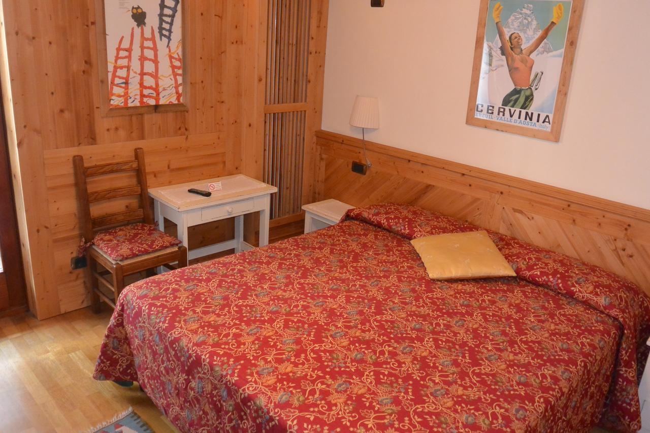 Hotel Fosson Breuil-Cervinia Εξωτερικό φωτογραφία