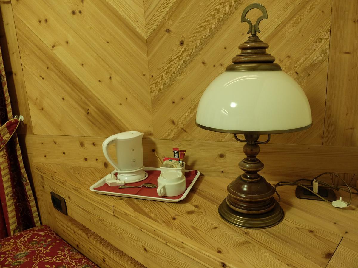 Hotel Fosson Breuil-Cervinia Εξωτερικό φωτογραφία